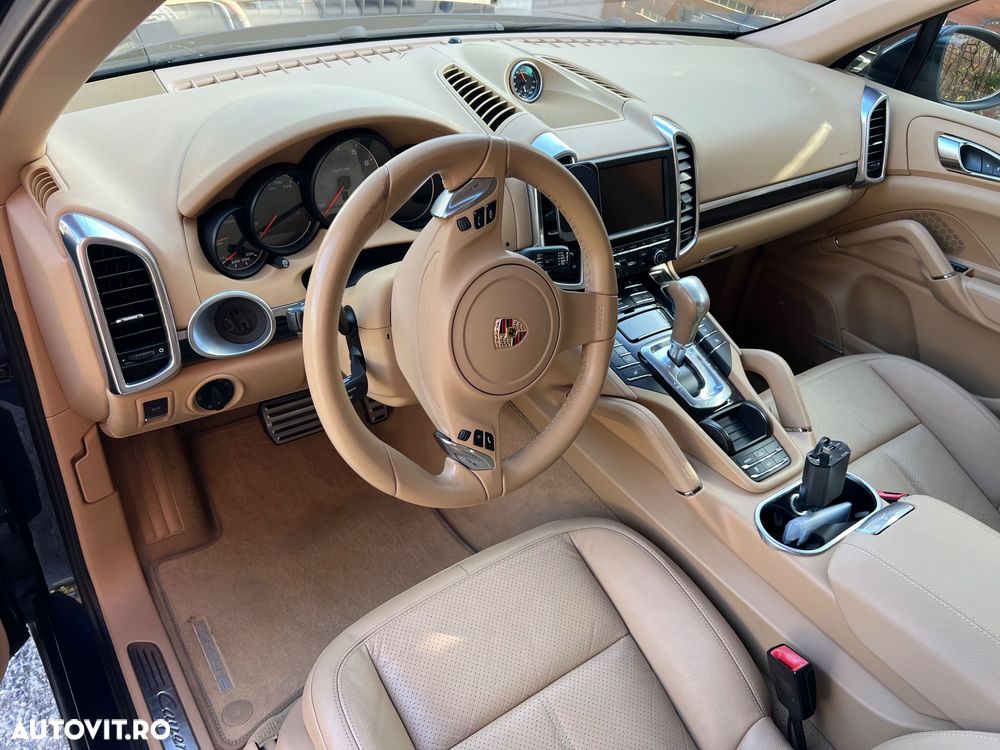 Porsche Cayenne V6 3.0L Aut. - 5