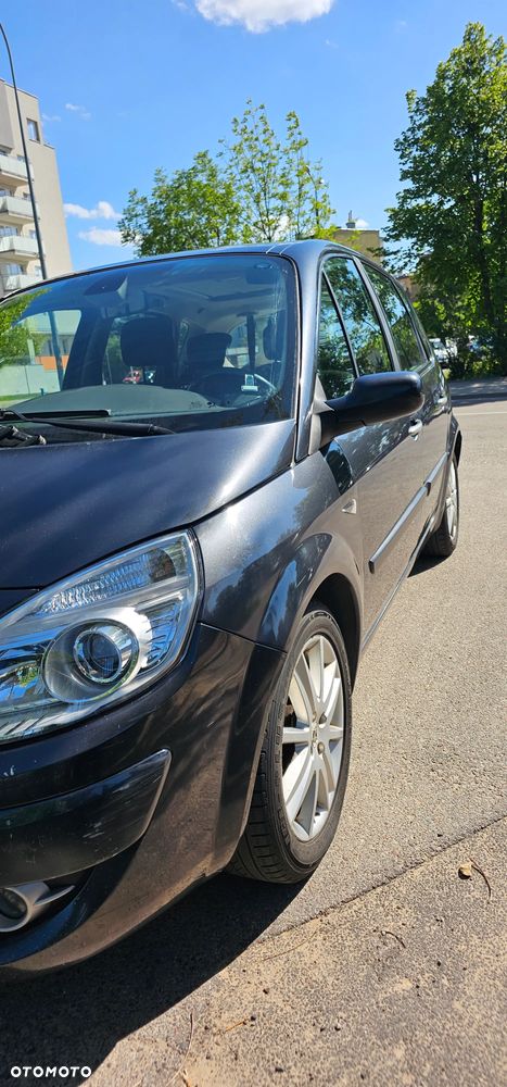 Renault Scenic 1.9 dCi Tech Run - 11