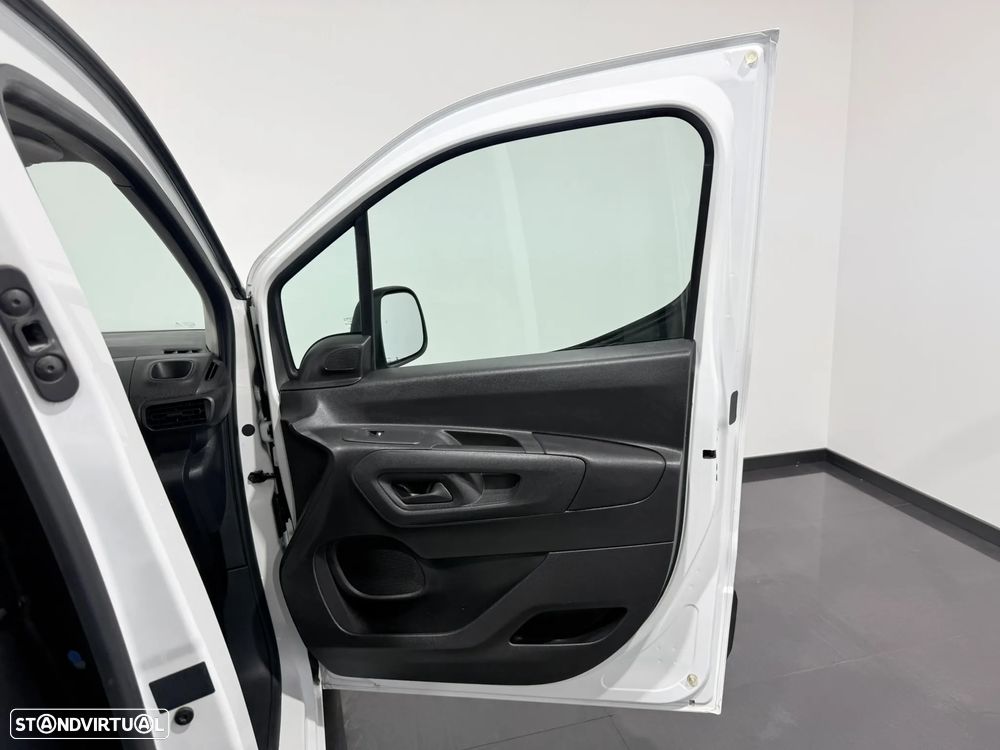 Peugeot PARTNER 1.5 BLUEHDI 102 CV - 3 LUGARES - IVA DEDUTIVÉL - 34