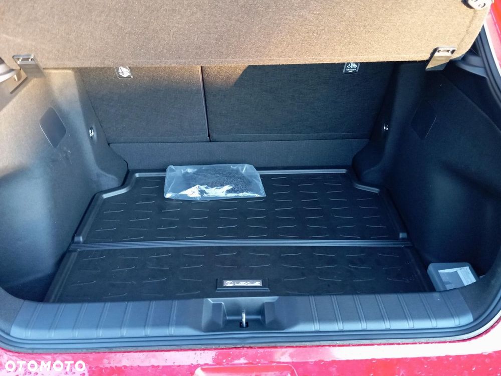 Lexus LBX 1.5 Hybrid Cool - 22