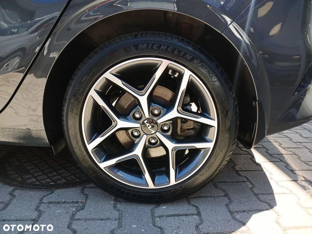 Kia Ceed 1.5 T-GDI Tribute DCT - 18