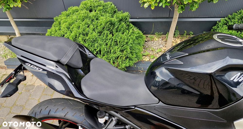 Kawasaki Ninja 400 - 24