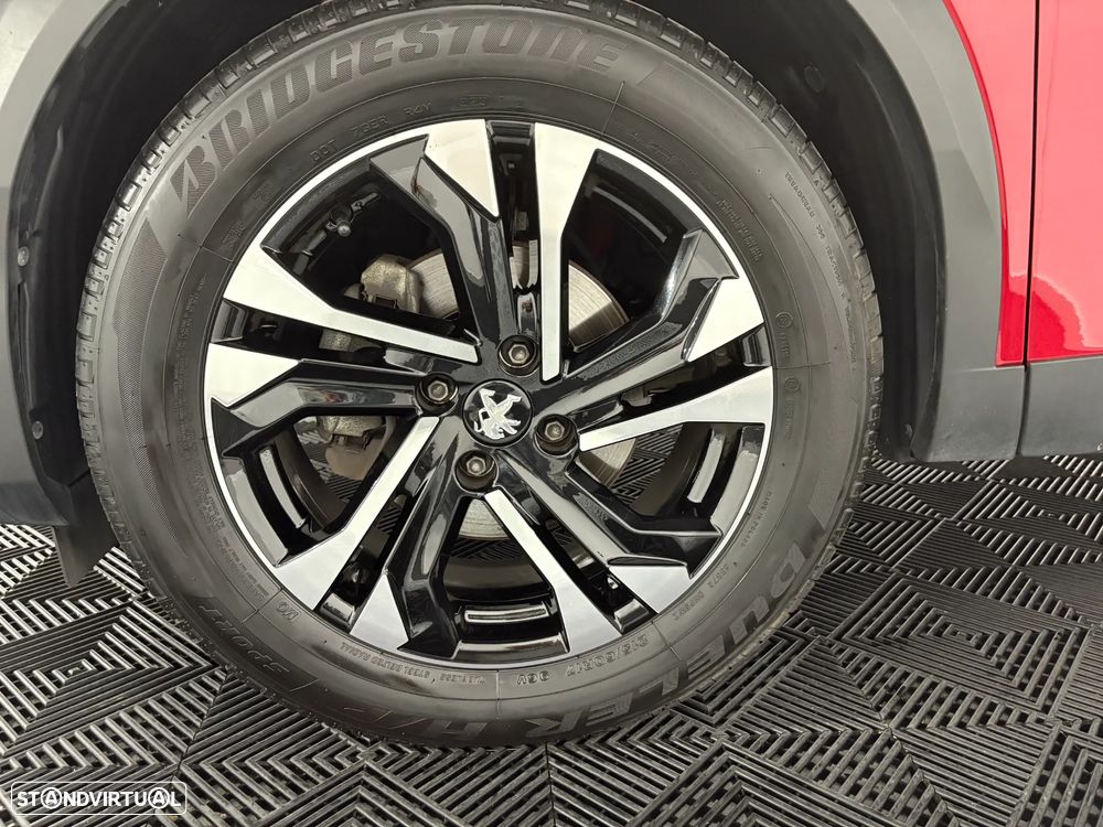 Peugeot 2008 1.2 PureTech Allure EAT8 - 15