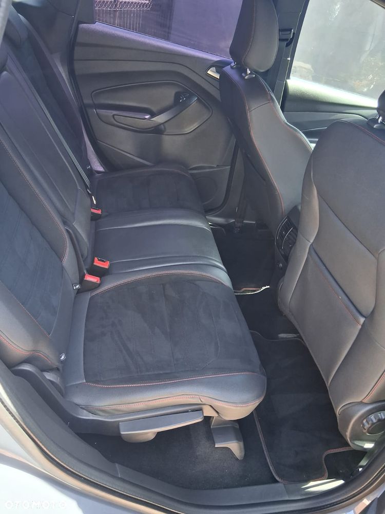 Ford Kuga 2.0 TDCi AWD ST-Line - 9
