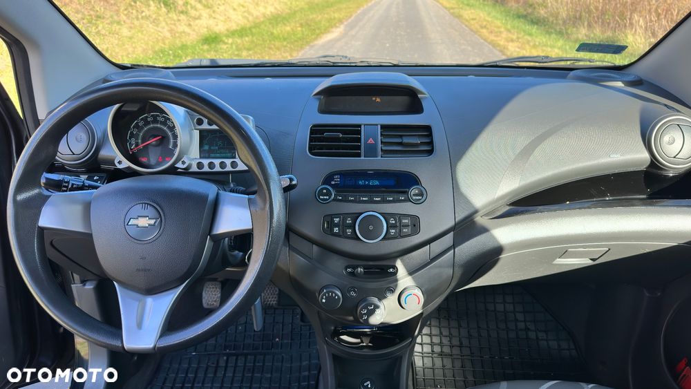 Chevrolet Spark 1.0 LS - 13