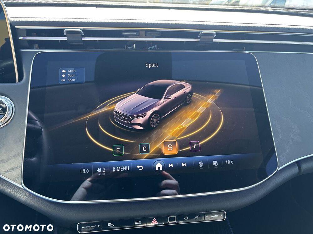 Mercedes-Benz Klasa E - 29