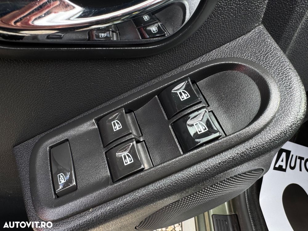 Dacia Duster dCi 110 FAP 4x2 Prestige - 14