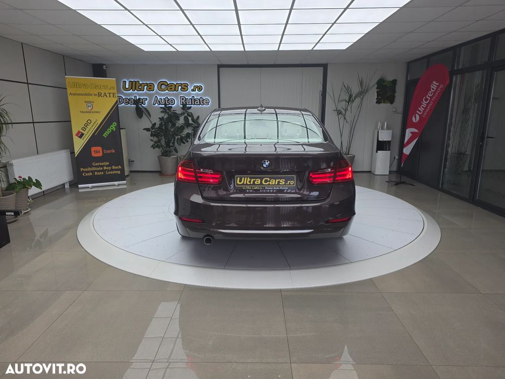 BMW Seria 3 320d Blue Performance Modern Line - 5