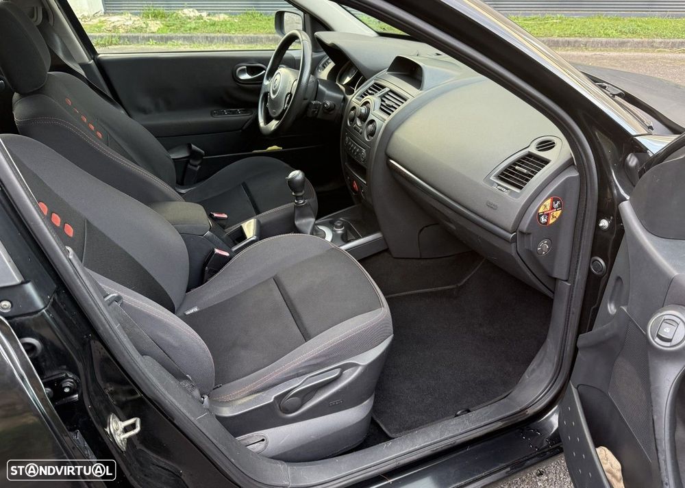 Renault Mégane Break 1.5 dCi Dynamique - 7