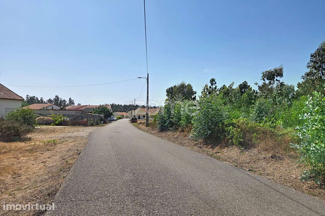 Terreno urbanizável| Ruína |3 km da Praia da Leirosa