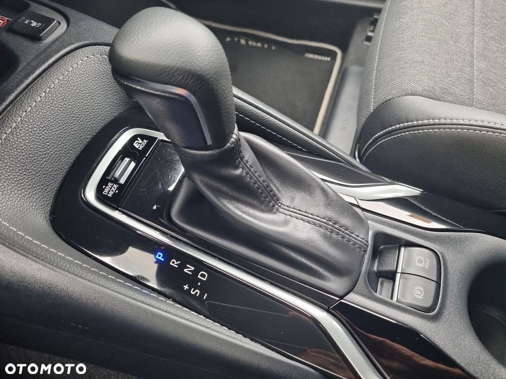 Toyota Corolla 2.0 Hybrid Style - 19