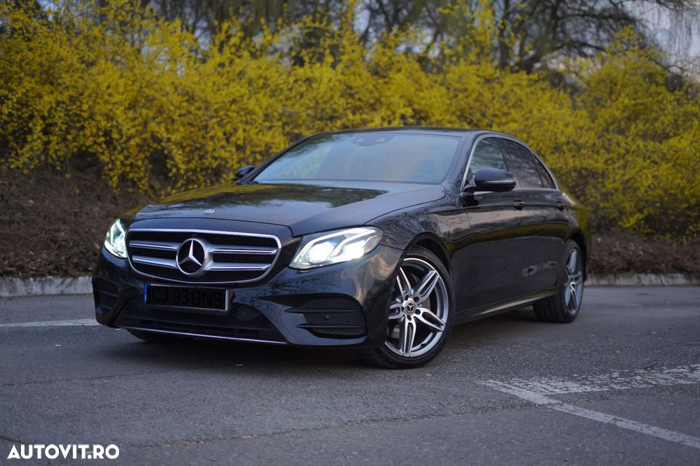 Mercedes-Benz E 220 d 4MATIC 9G-TRONIC AMG Line - 1