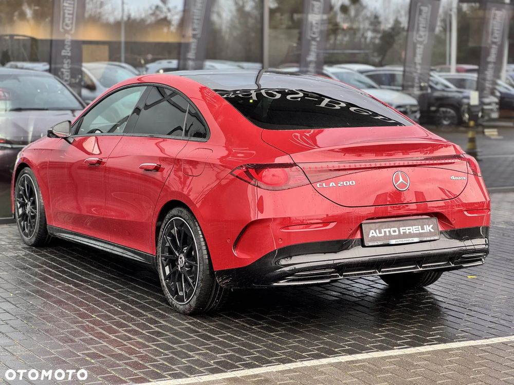 Mercedes-Benz CLA 200 mHEV 4-Matic 8G-DCT - 11