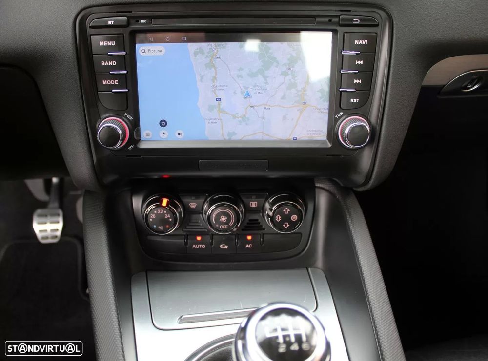 Audi TT Coupé 2.0 TDI quattro S-line — fotografia 16