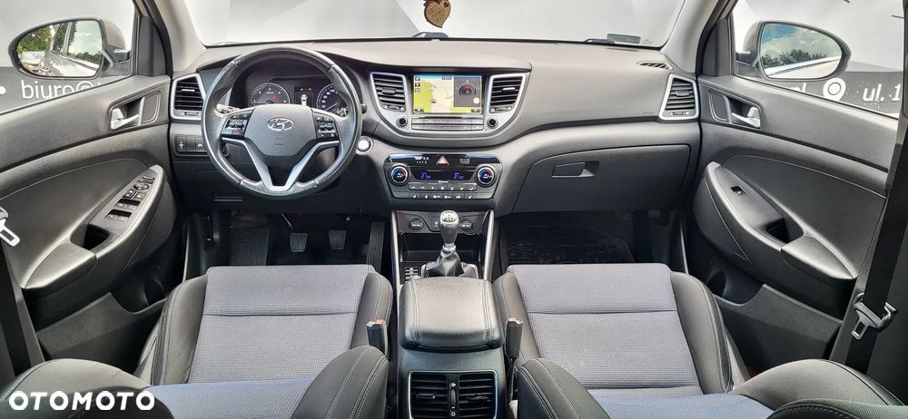 Hyundai Tucson 2.0 CRDI BlueDrive Style 2WD - 8