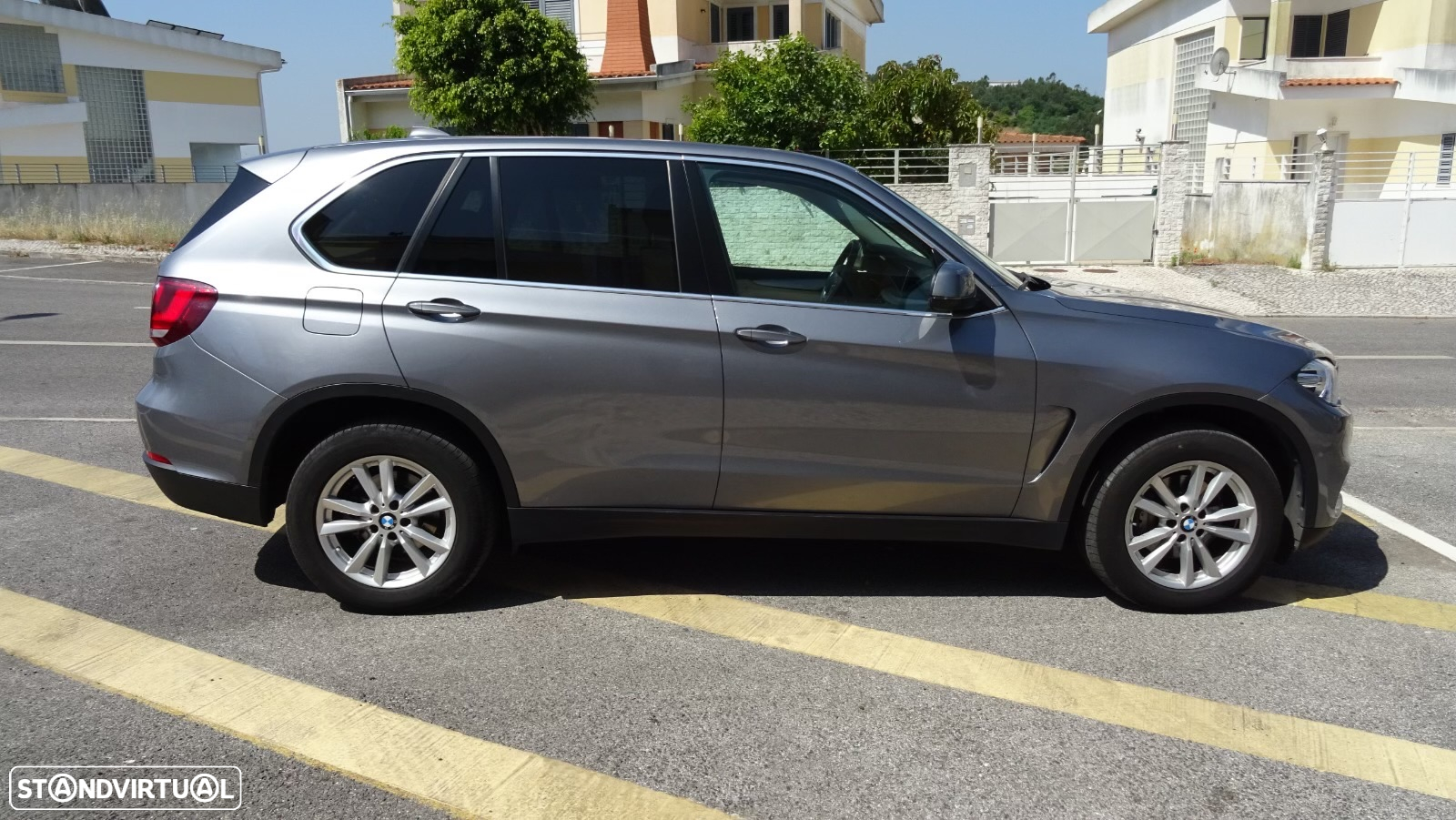 BMW X5 25 d sDrive Comfort 7L - 6
