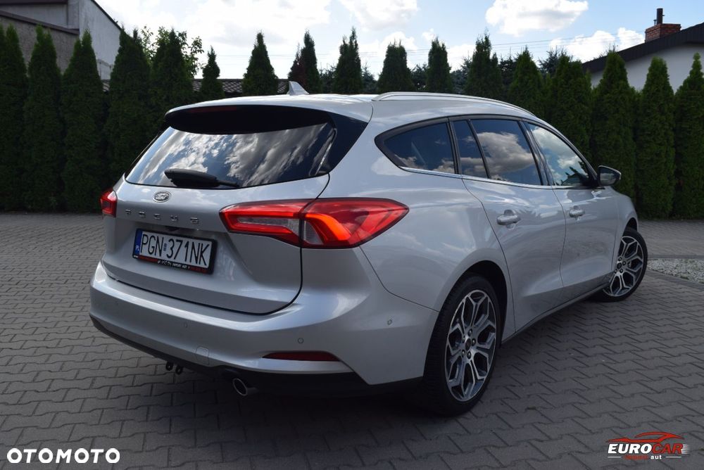 Ford Focus 1.0 EcoBoost Titanium Business - 4