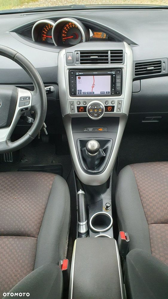 Toyota Verso - 19