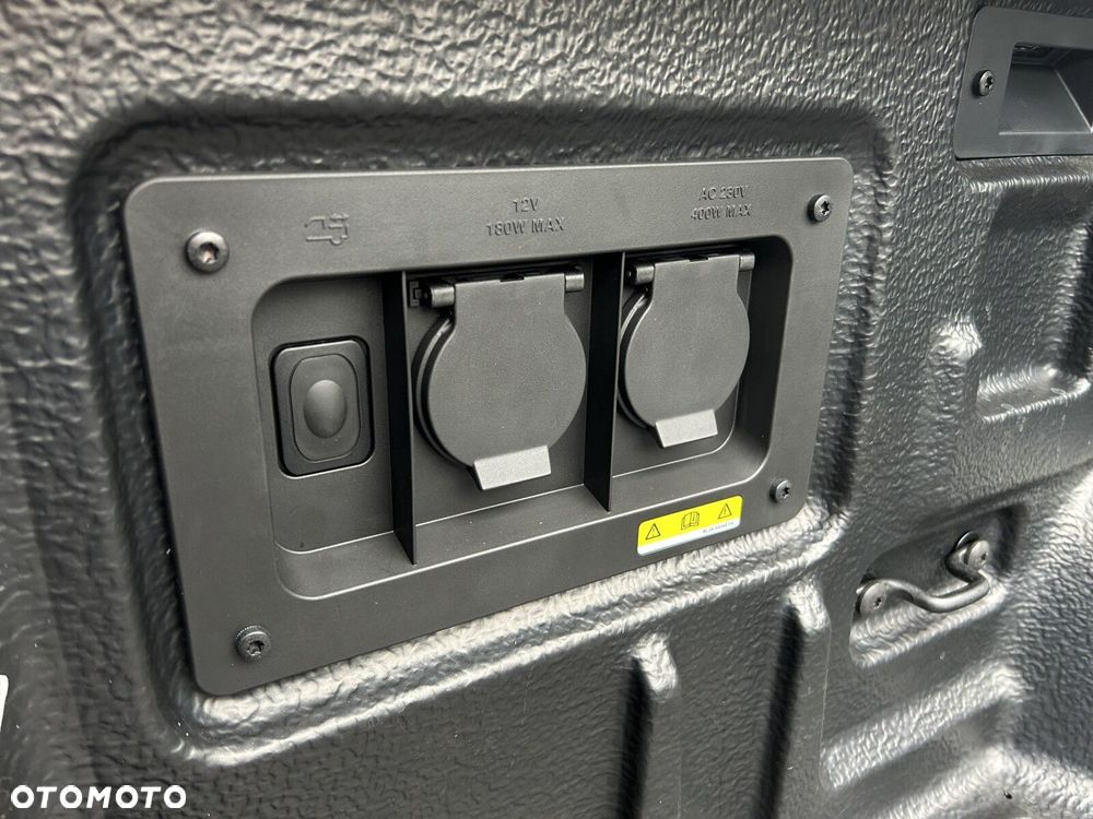Volkswagen Amarok - 32