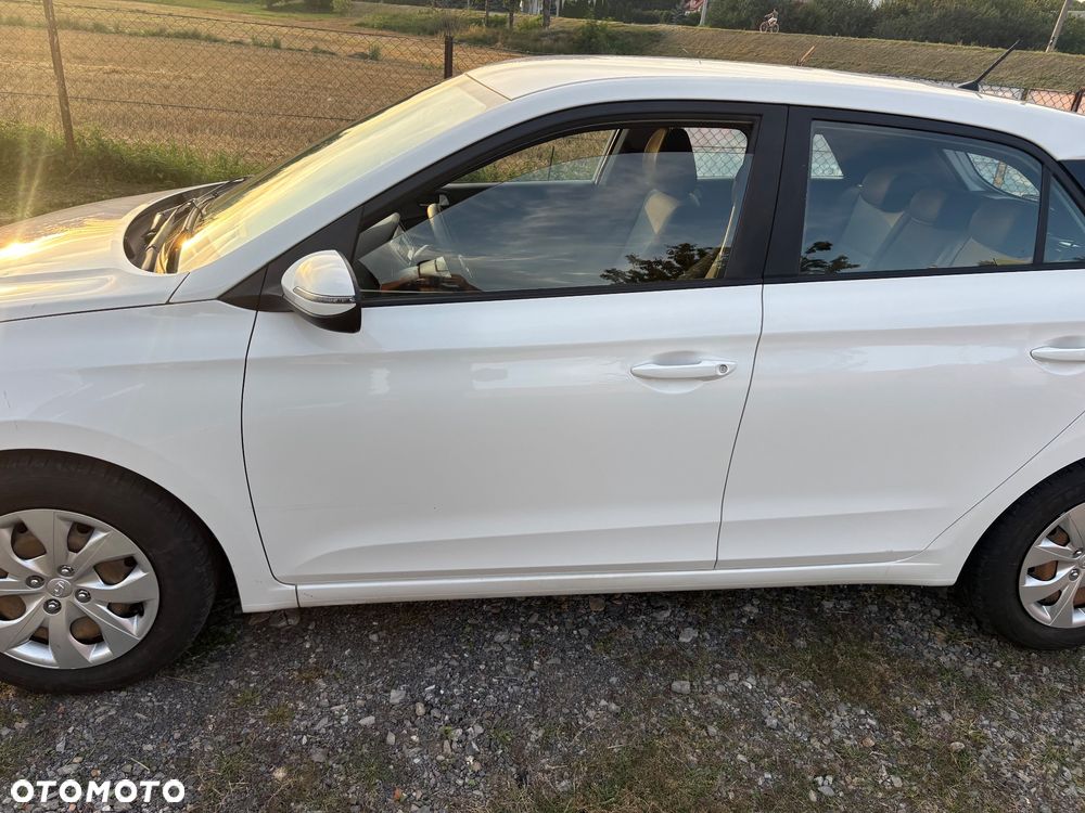 Hyundai i20 1.2 BlueDrive Classic + - 11