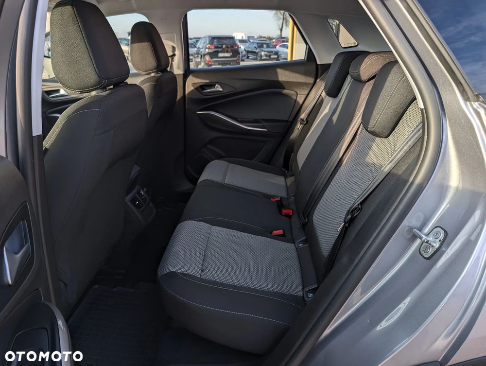 Opel Grandland 1.2 DI Automatik Business Elegance - 36