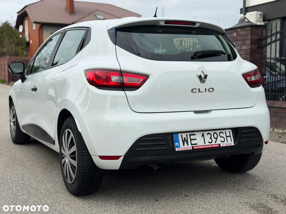 Renault CLIO - 6