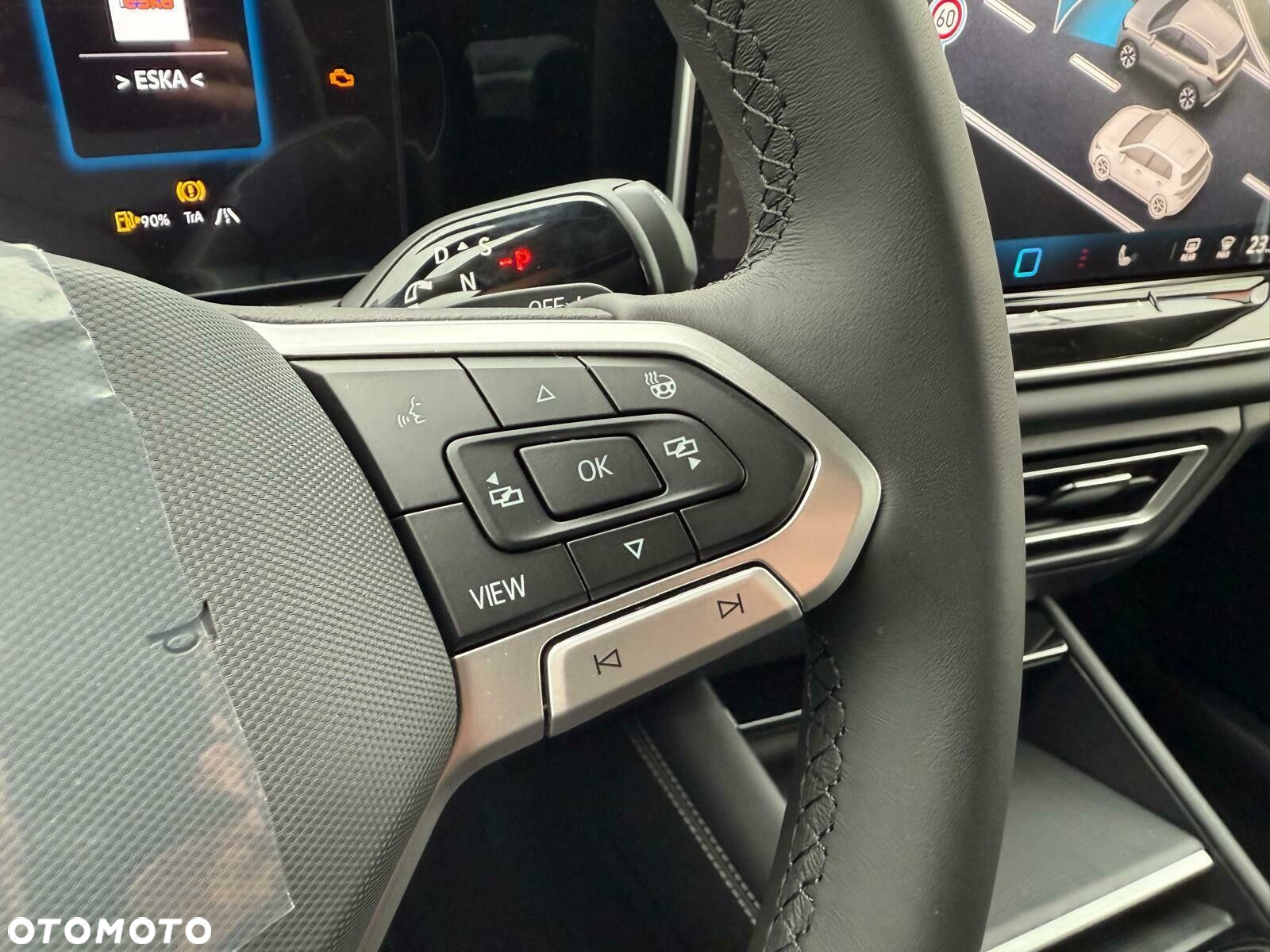 Volkswagen Tiguan - 28