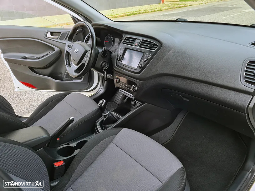Hyundai i20 Active 1.0 T-GDi Style+TT - 15
