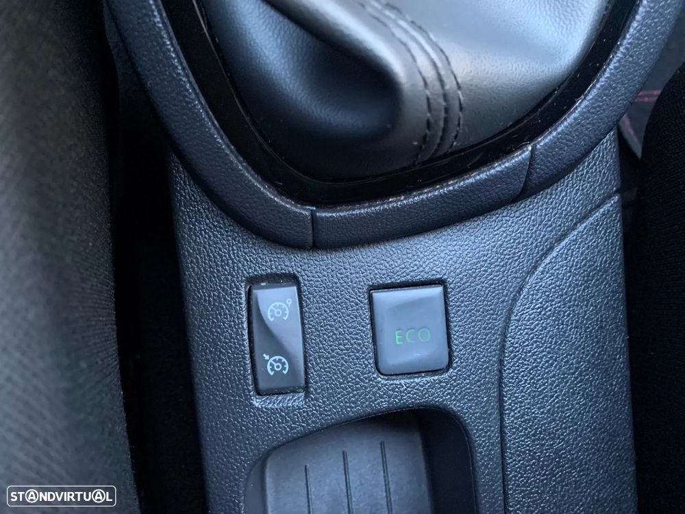 Renault Clio 1.5 dCi Limited C/PM+Pneu - 29