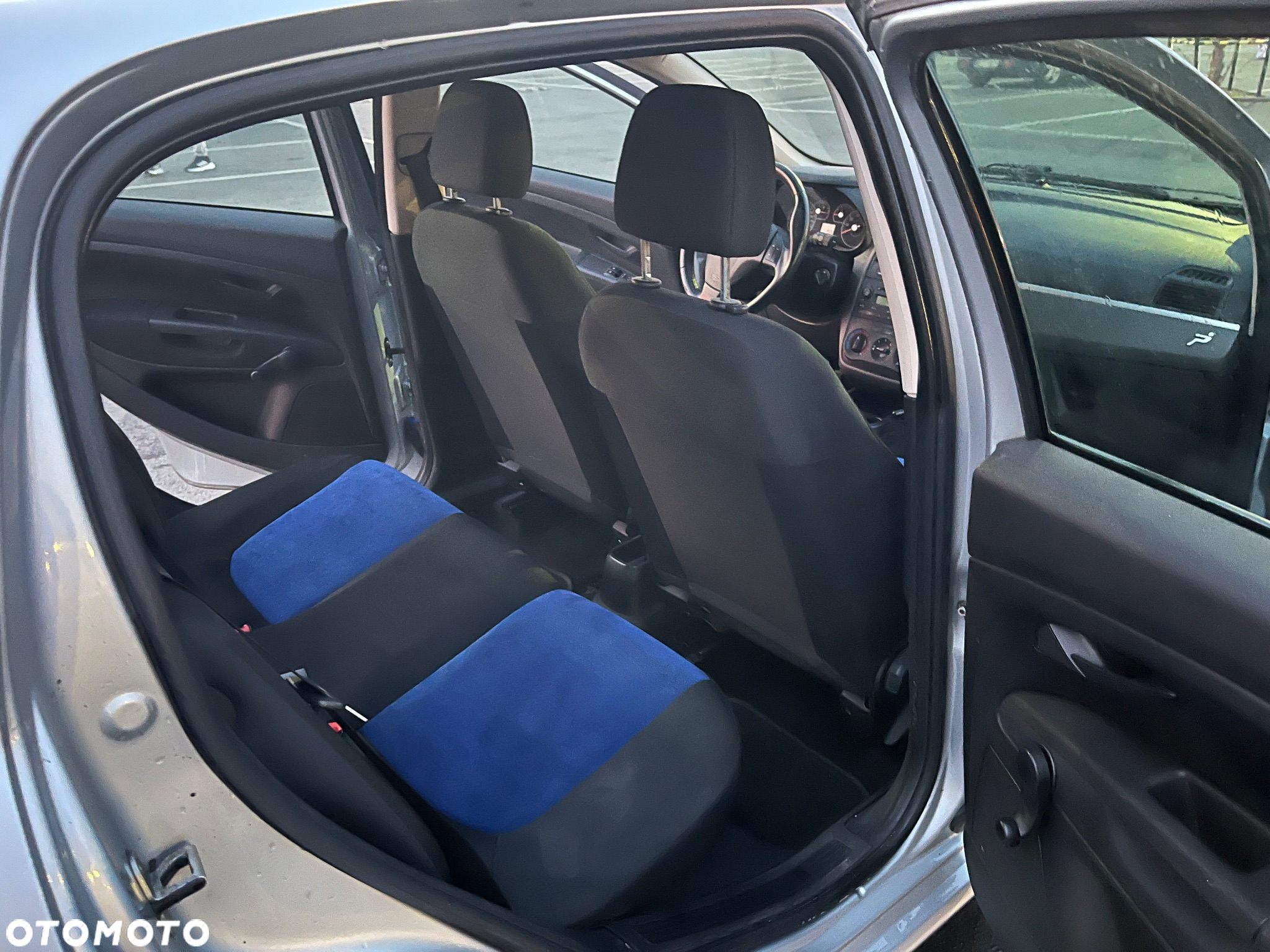 Fiat Punto 1.2 16V Dynamic - 4