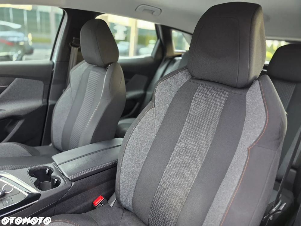 Peugeot 3008 1.5 BlueHDi Allure Pack S&S - 28