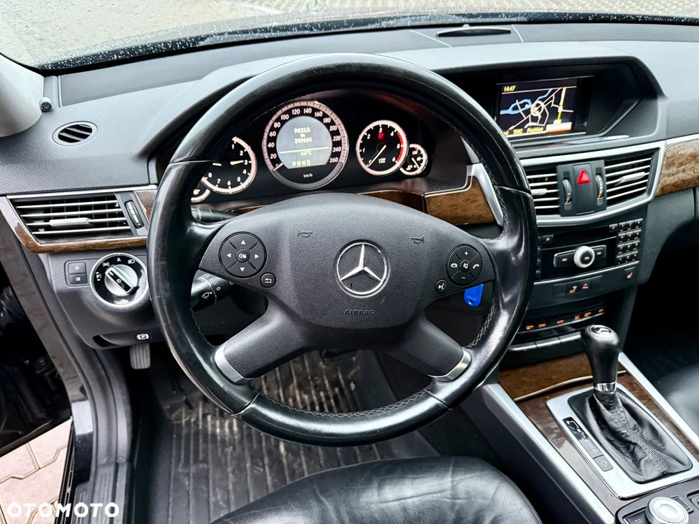 Mercedes-Benz Klasa E 200 CDI DPF BlueEFFICIENCY Automatik Avantgarde - 16