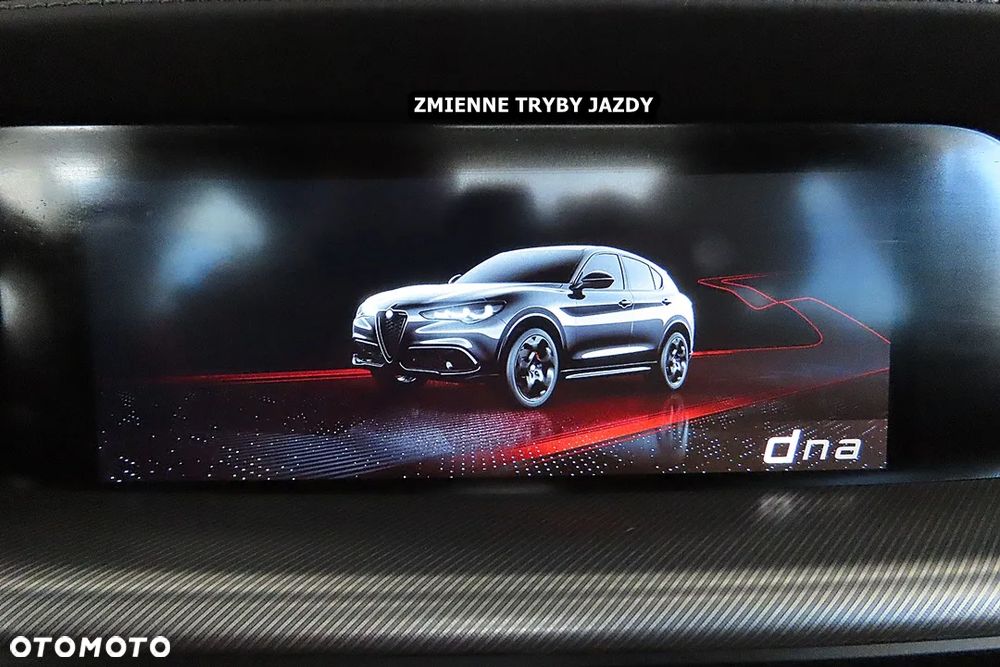 Alfa Romeo Stelvio 2.0 Turbo 16V AT8-Q4 Veloce - 33