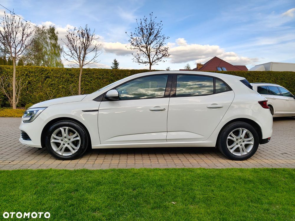 Renault Megane ENERGY TCe 100 LIFE - 4