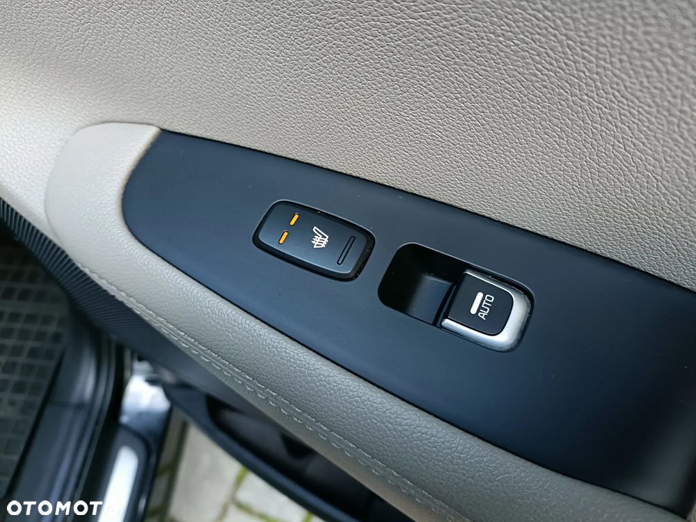 Kia Sorento 2.0 CRDI L - 27