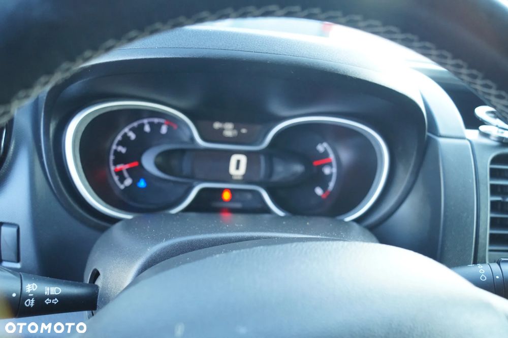 Opel Vivaro - 29
