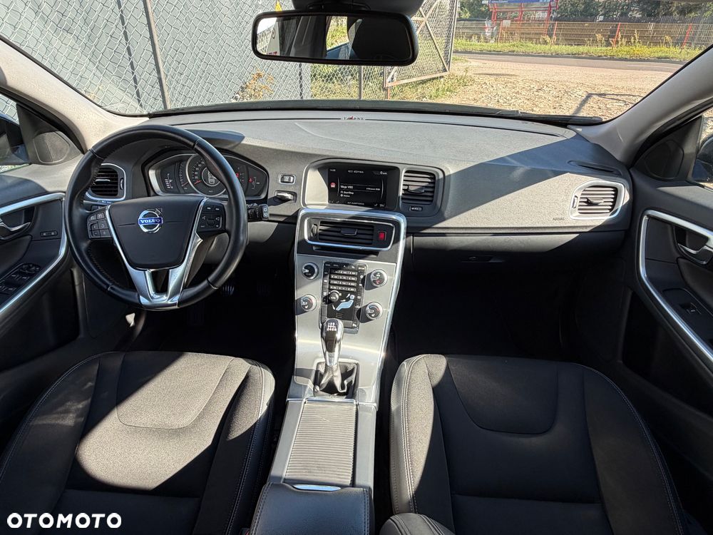 Volvo V60 D4 Drive-E Momentum - 7