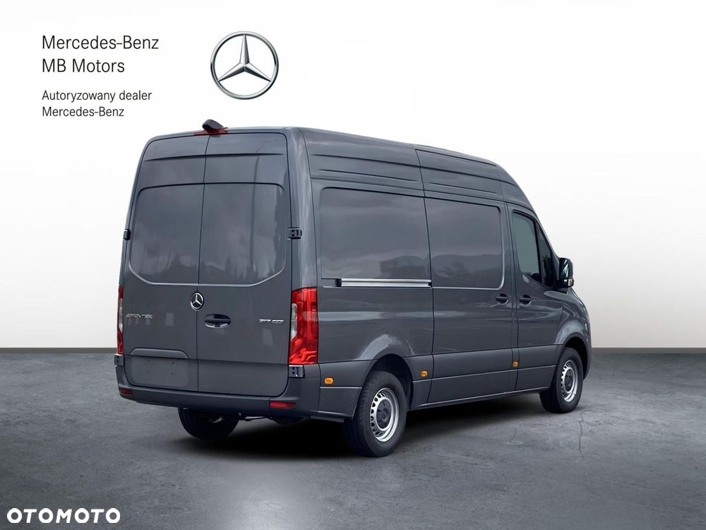 Mercedes-Benz Sprinter - 7