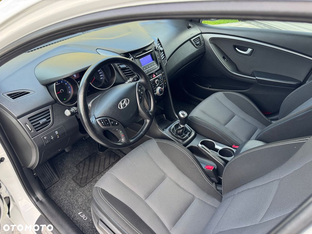 Hyundai i30 1.4 Premium - 19