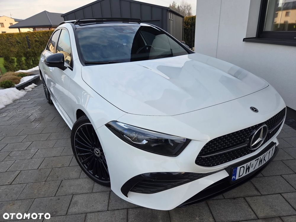Mercedes-Benz Klasa A 220 4-Matic AMG Line 7G-DCT - 12
