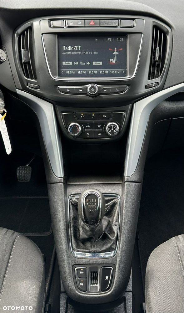 Opel Zafira - 16