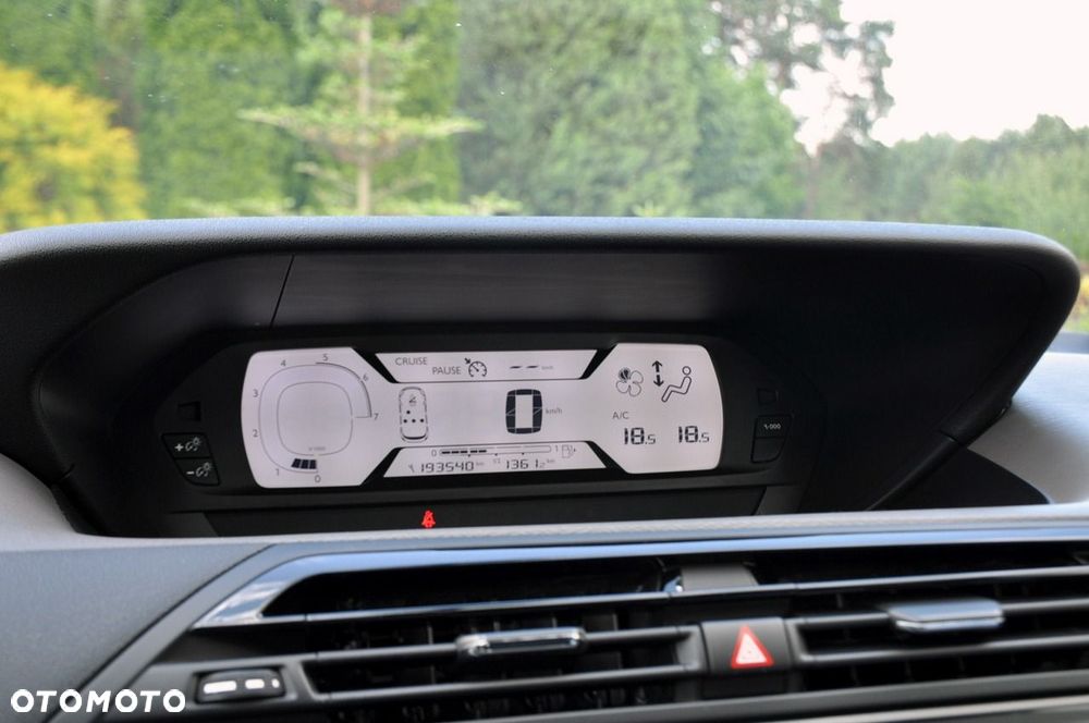 Citroën C4 Grand Picasso - 32