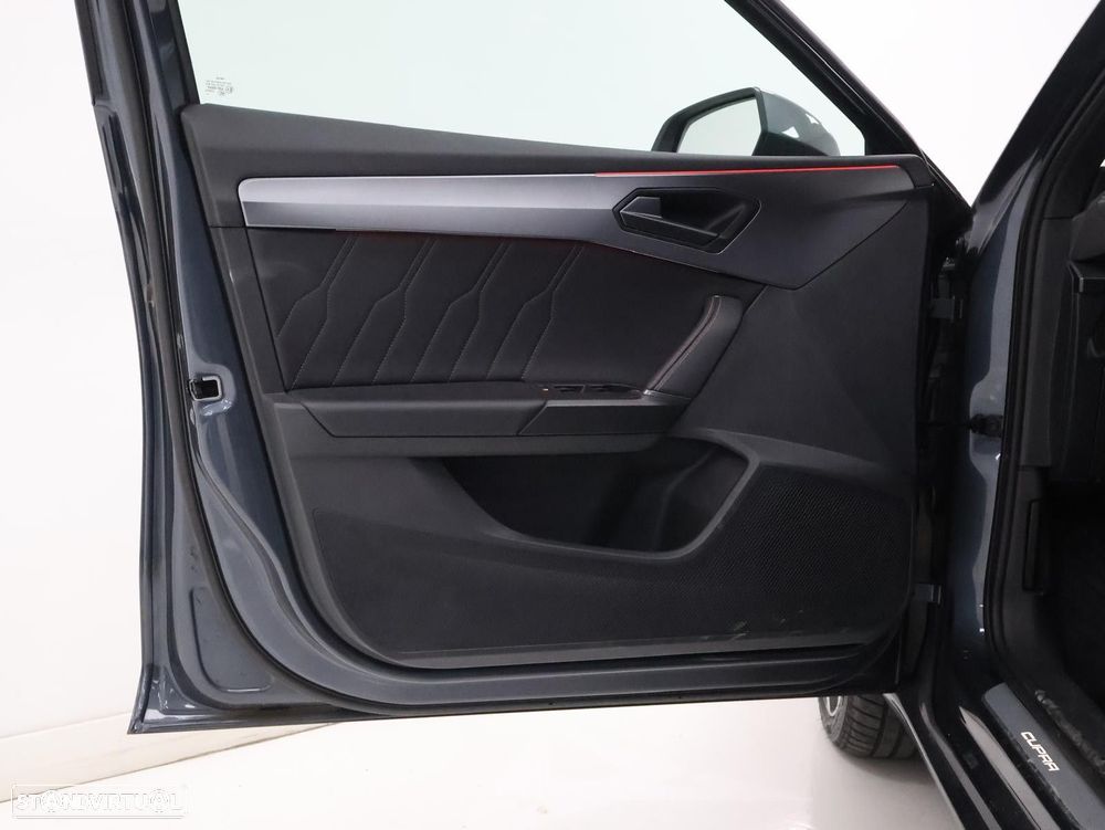 Cupra Leon ST 1.5 eTSI DSG - 11