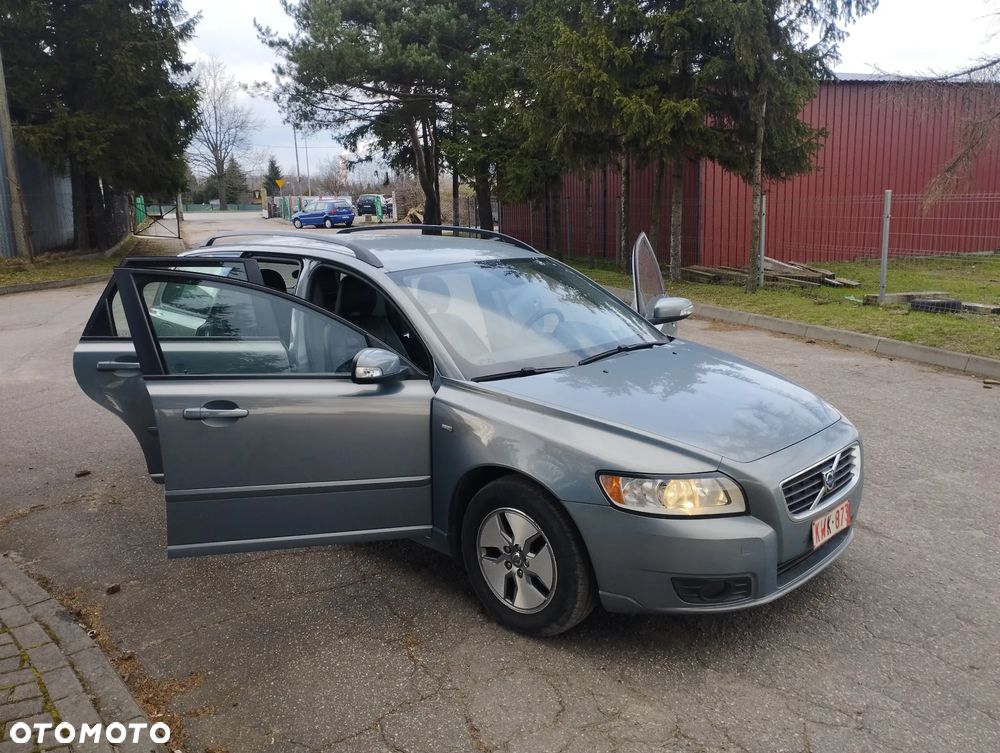 Volvo V50 1.6D DPF DRIVe Momentum - 16