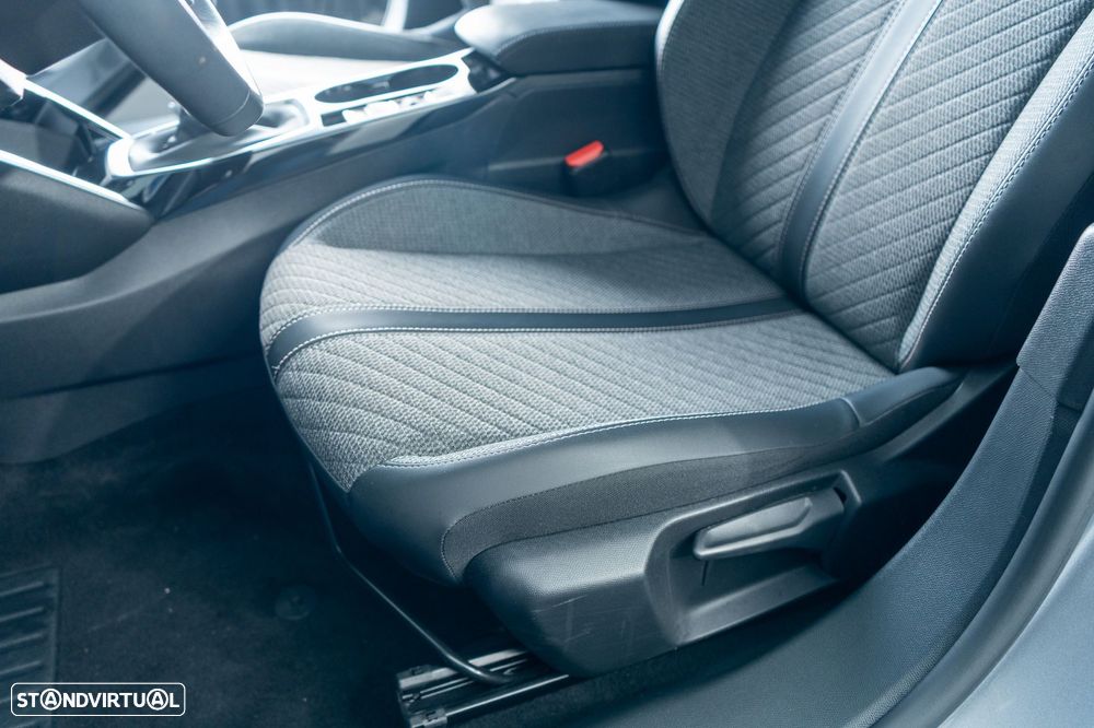 Peugeot 2008 PureTech 100 Stop&Start Allure - 6