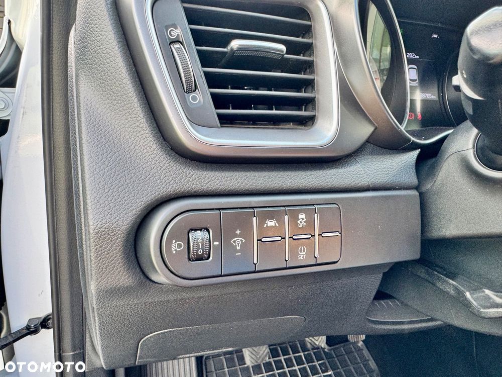 Kia Ceed - 19