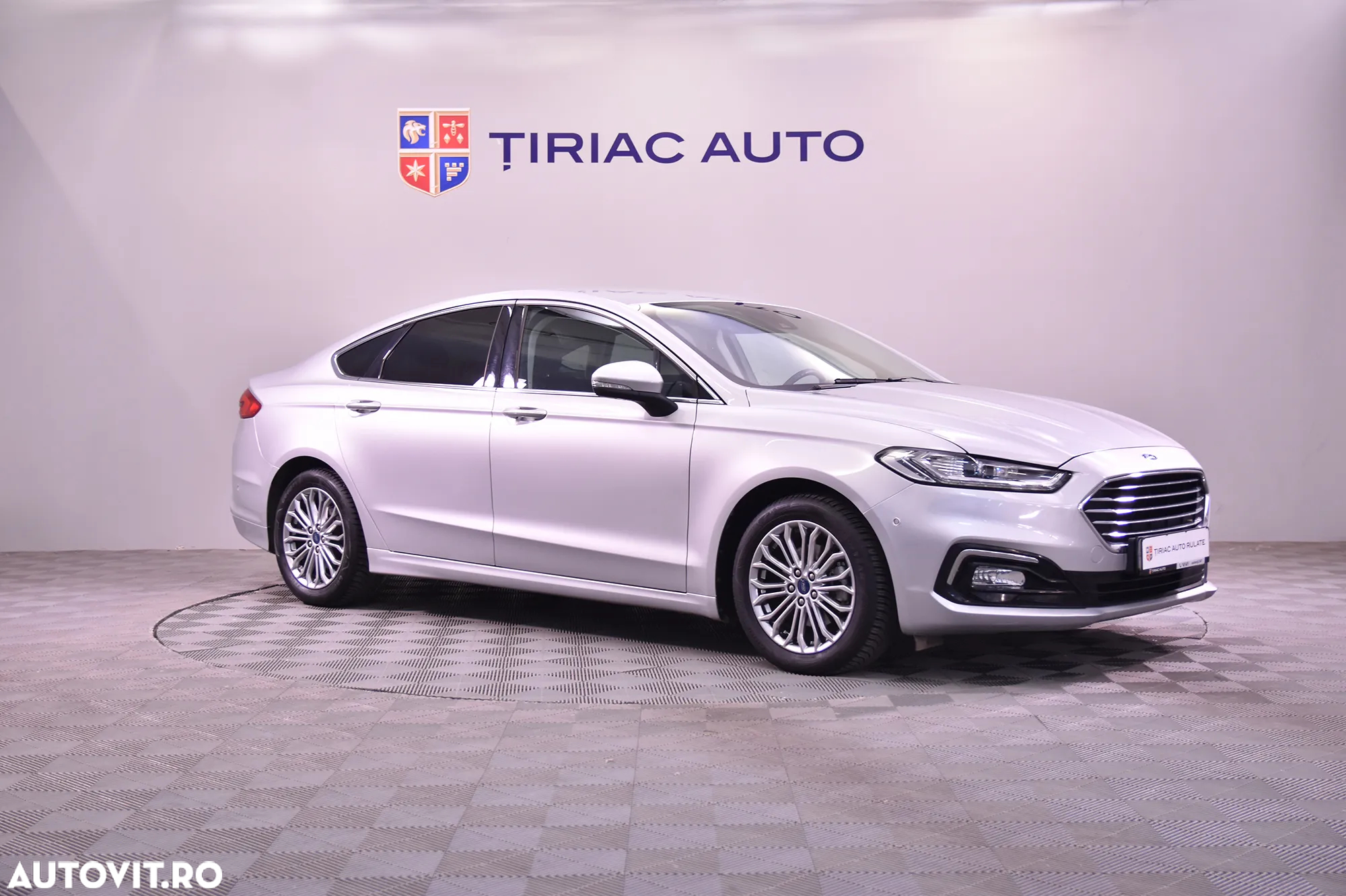 Ford Mondeo - 7