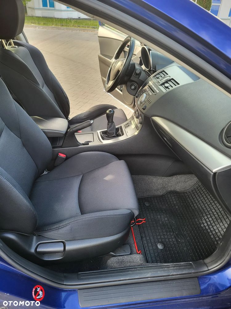 Mazda 3 1.6 Exclusive - 24