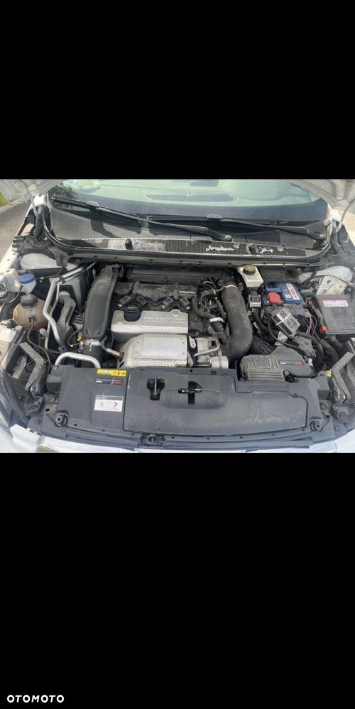 Peugeot 308 1.6 e-THP S&S GTi by Sport - 15
