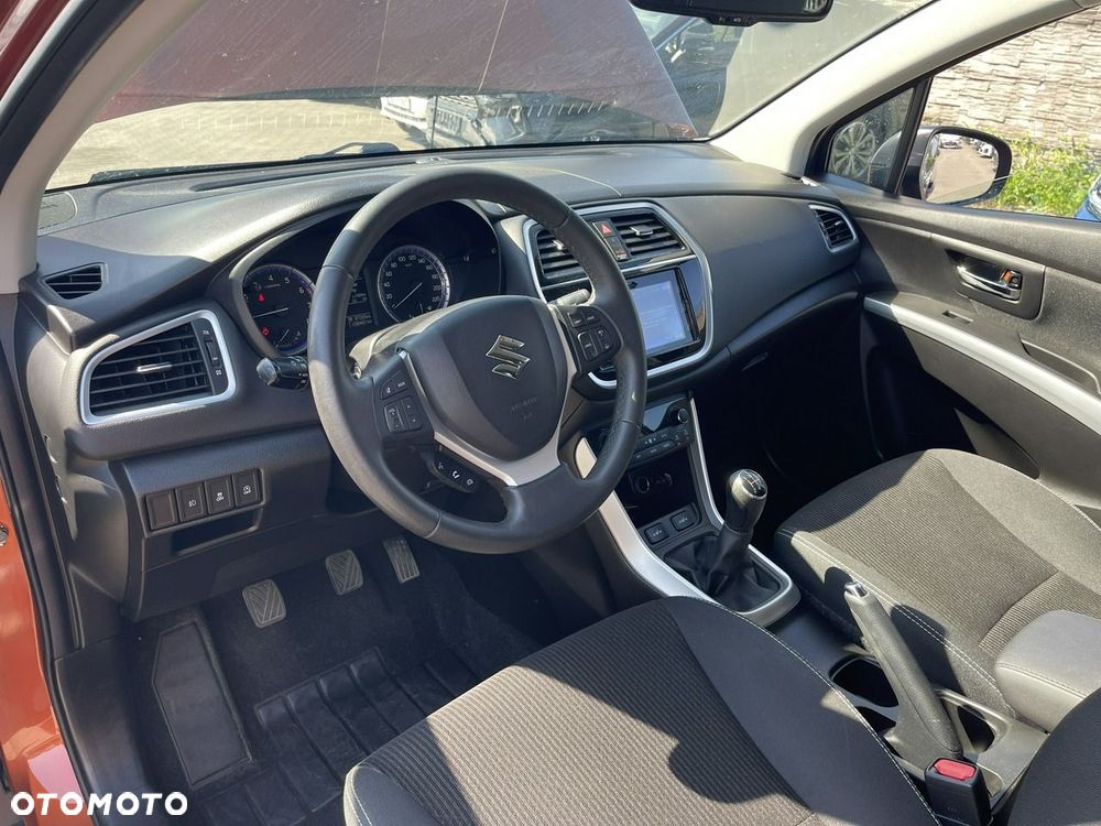 Suzuki SX4 S-Cross 1.0 T Comfort - 7